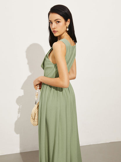 Classic Vintage Dress with a Flattering Fit