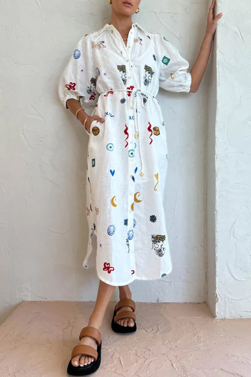 Classic Vintage Dress with a Flattering Fit