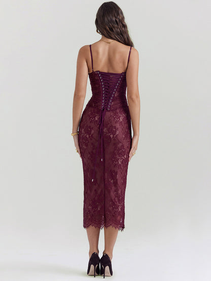 Beautifully Finished Dress in a Timeless Design