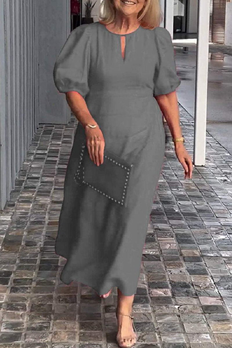 Classic Vintage Dress with a Flattering Fit