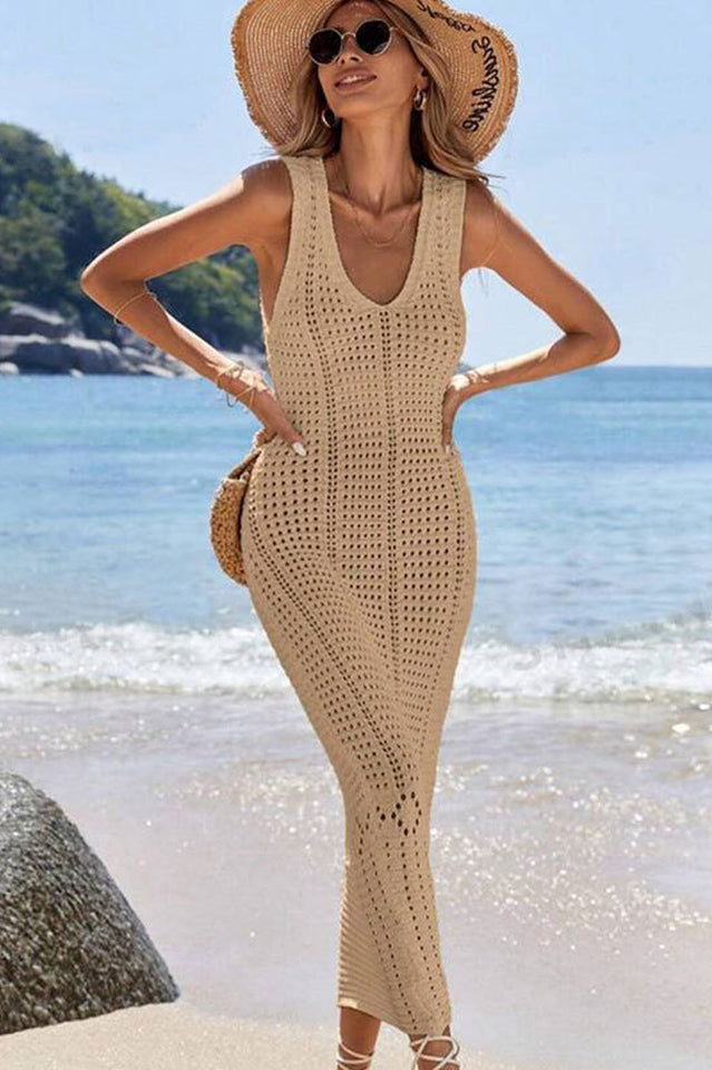 Well Tailored Sweater with a Graceful Silhouette