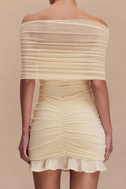 Well Tailored Dress with a Graceful Silhouette