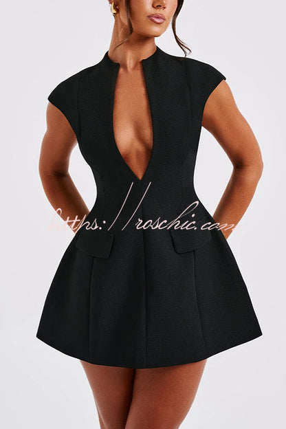 Classic Vintage Dress with a Flattering Fit
