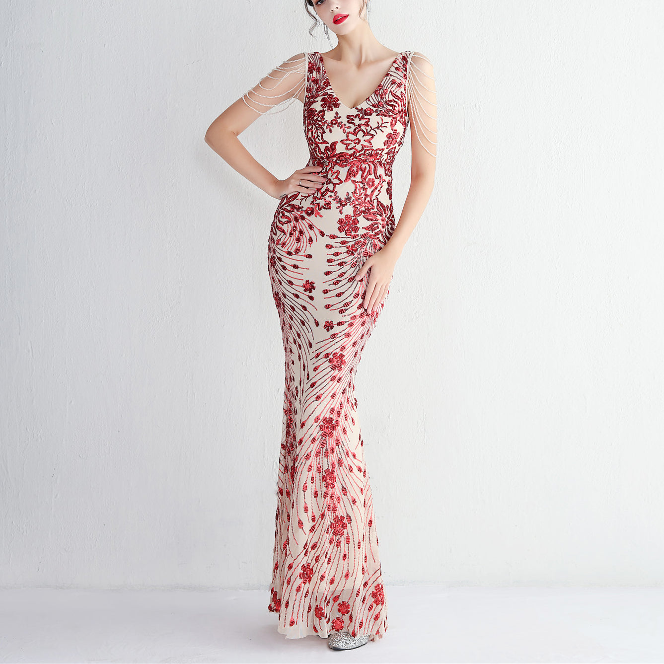 Gracefully Styled Dress for Any Occasion
