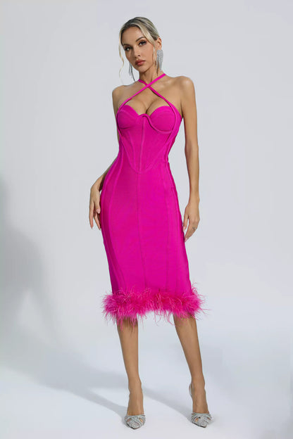 Beautifully Finished Dress in a Timeless Design
