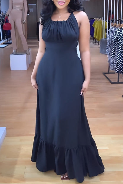 Beautifully Finished Dress in a Timeless Design