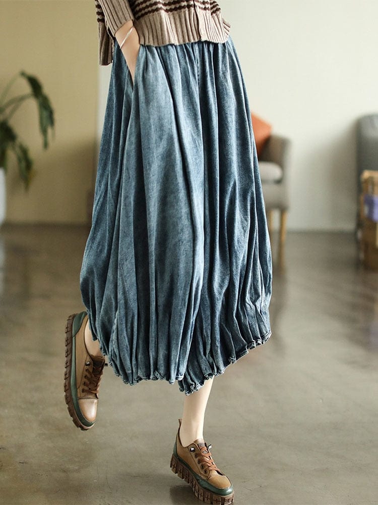 Classic Vintage Pants with a Flattering Fit