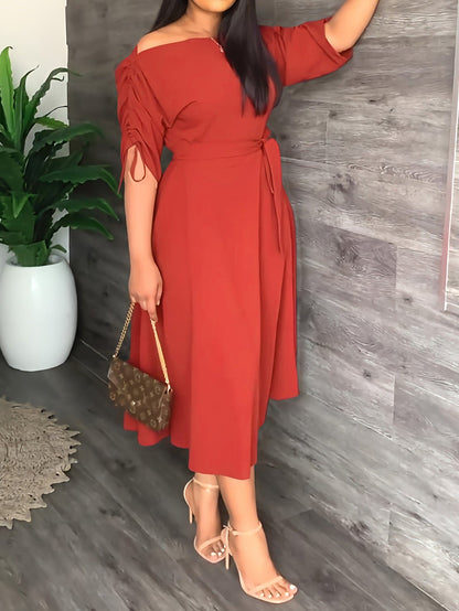 Classic Vintage Dress with a Flattering Fit