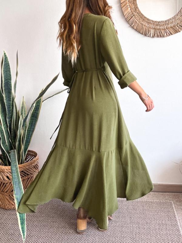 Effortlessly Elegant Dress with a Timeless Design
