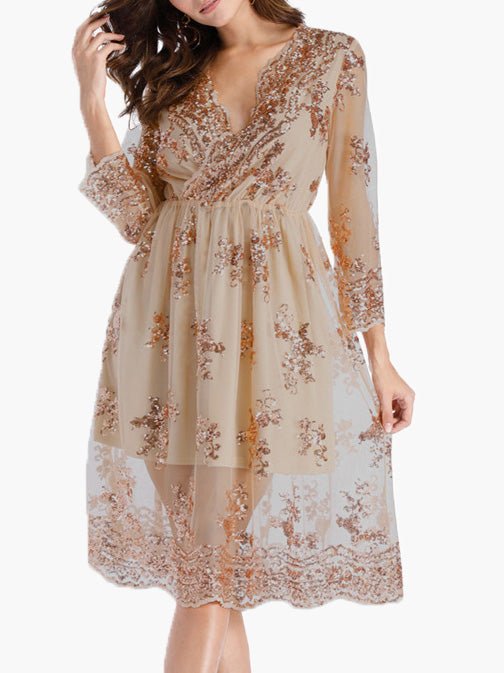 Well Tailored Dress with a Graceful Silhouette