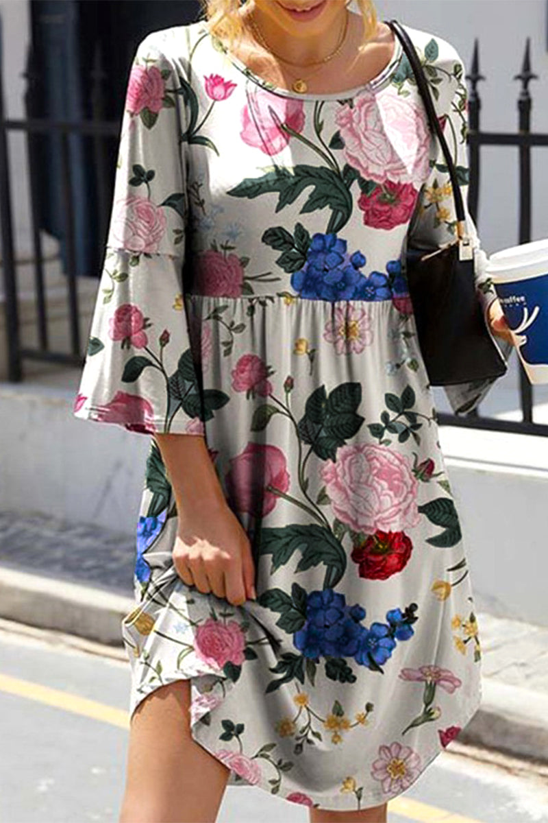 Well Tailored Dress with a Graceful Silhouette