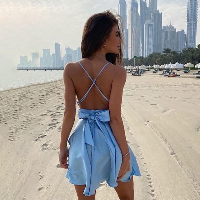 Beautifully Finished Dress in a Timeless Design