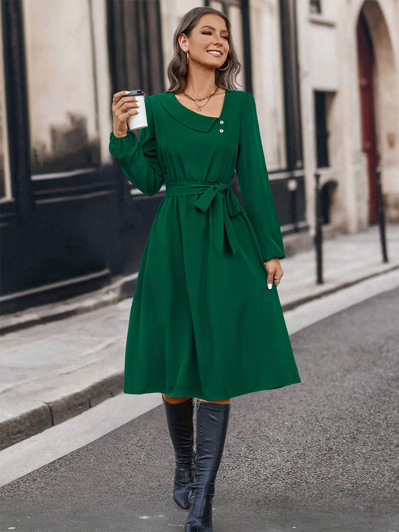 Well Tailored Dress with a Graceful Silhouette