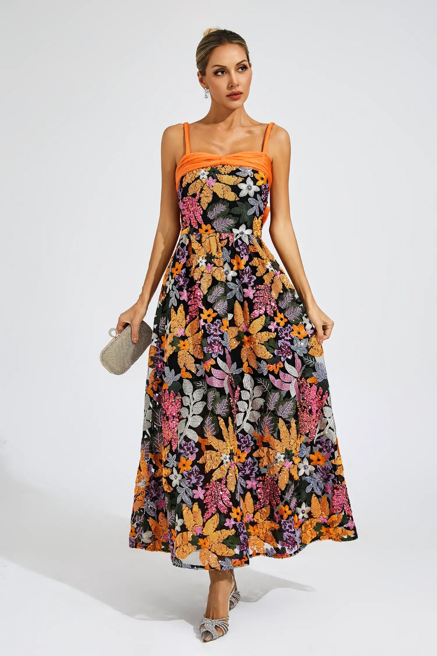 Gracefully Styled Dress for Any Occasion