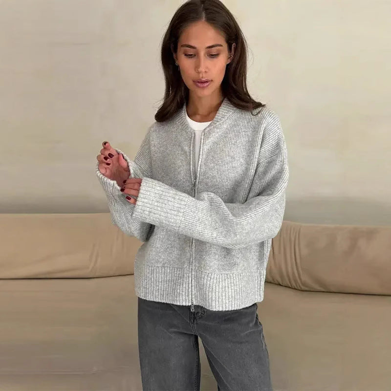 Effortlessly Elegant Coat with a Timeless Design