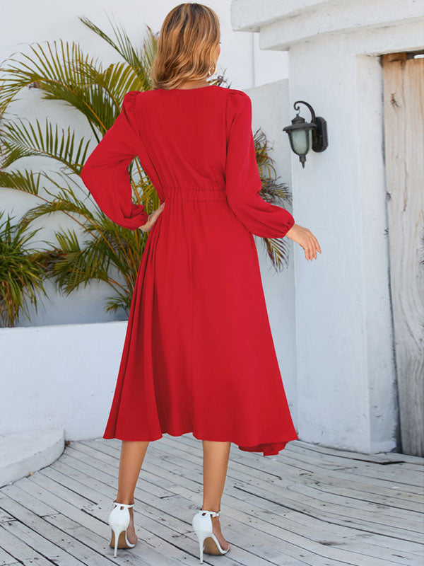 A Vintage Style Dress with Delicate Timeless Details