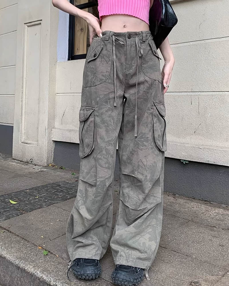 Beautifully Finished Pants in a Timeless Design
