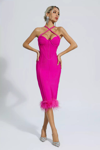 Beautifully Finished Dress in a Timeless Design