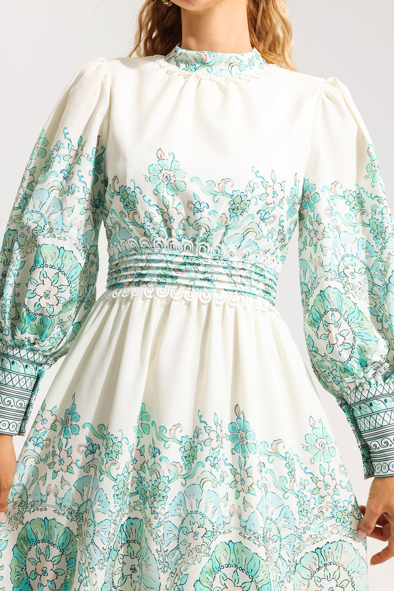 Elegantly Styled Dress for Everyday Wear
