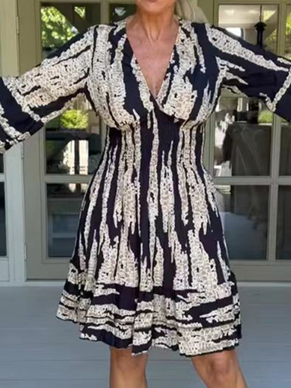 Beautifully Crafted Dress in a Classic Style