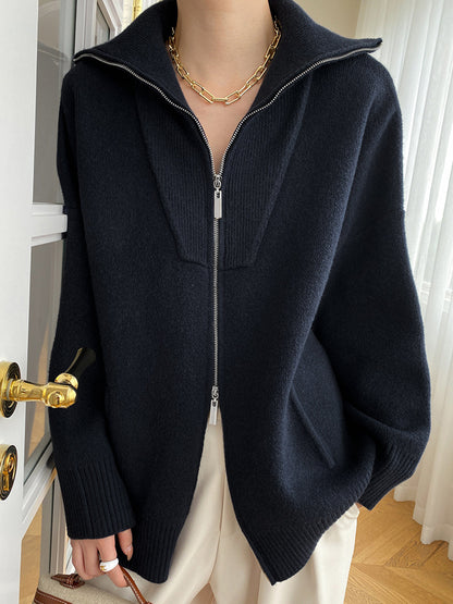 Well Tailored Cardigan with a Graceful Silhouette