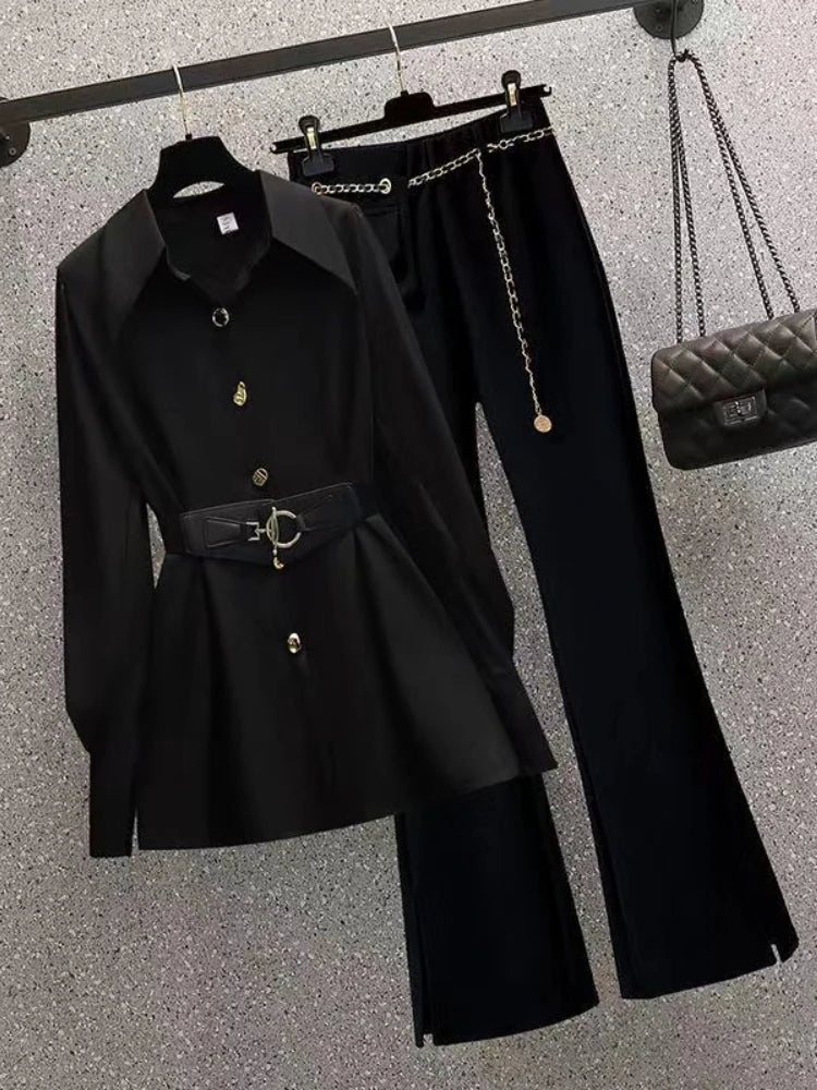Effortlessly Elegant Pants with a Timeless Design