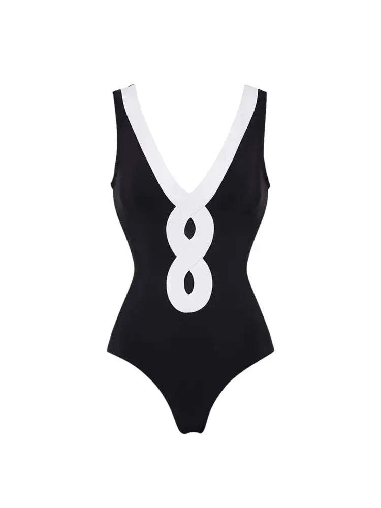 Effortlessly Elegant Garment with a Timeless Design