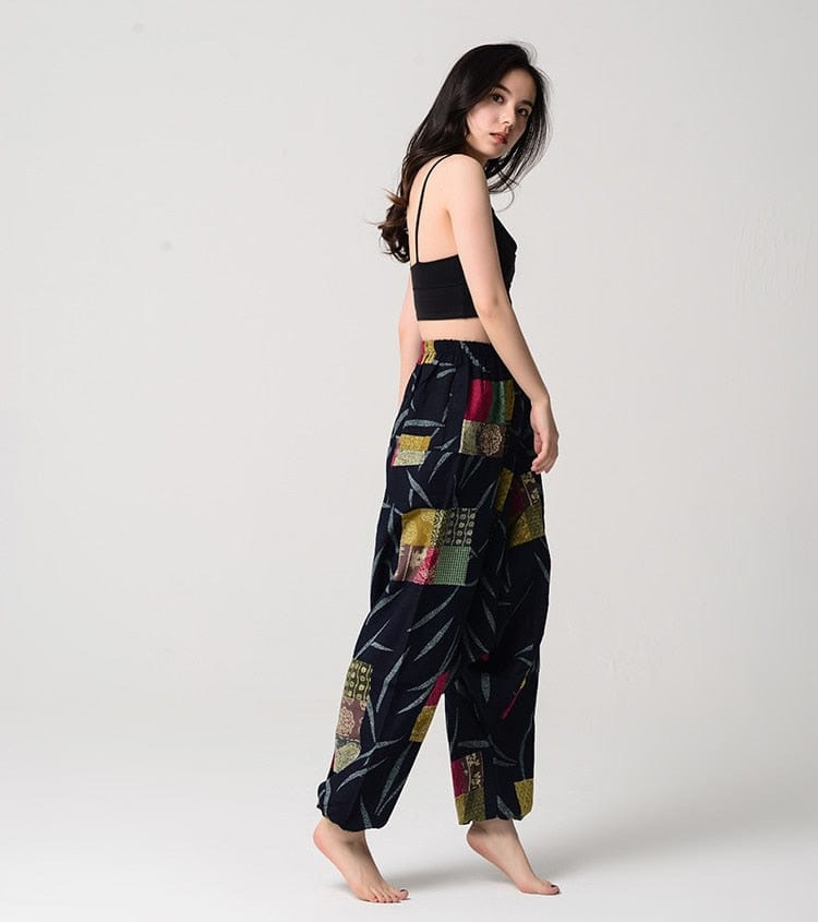 Classic Vintage Pants with a Flattering Fit