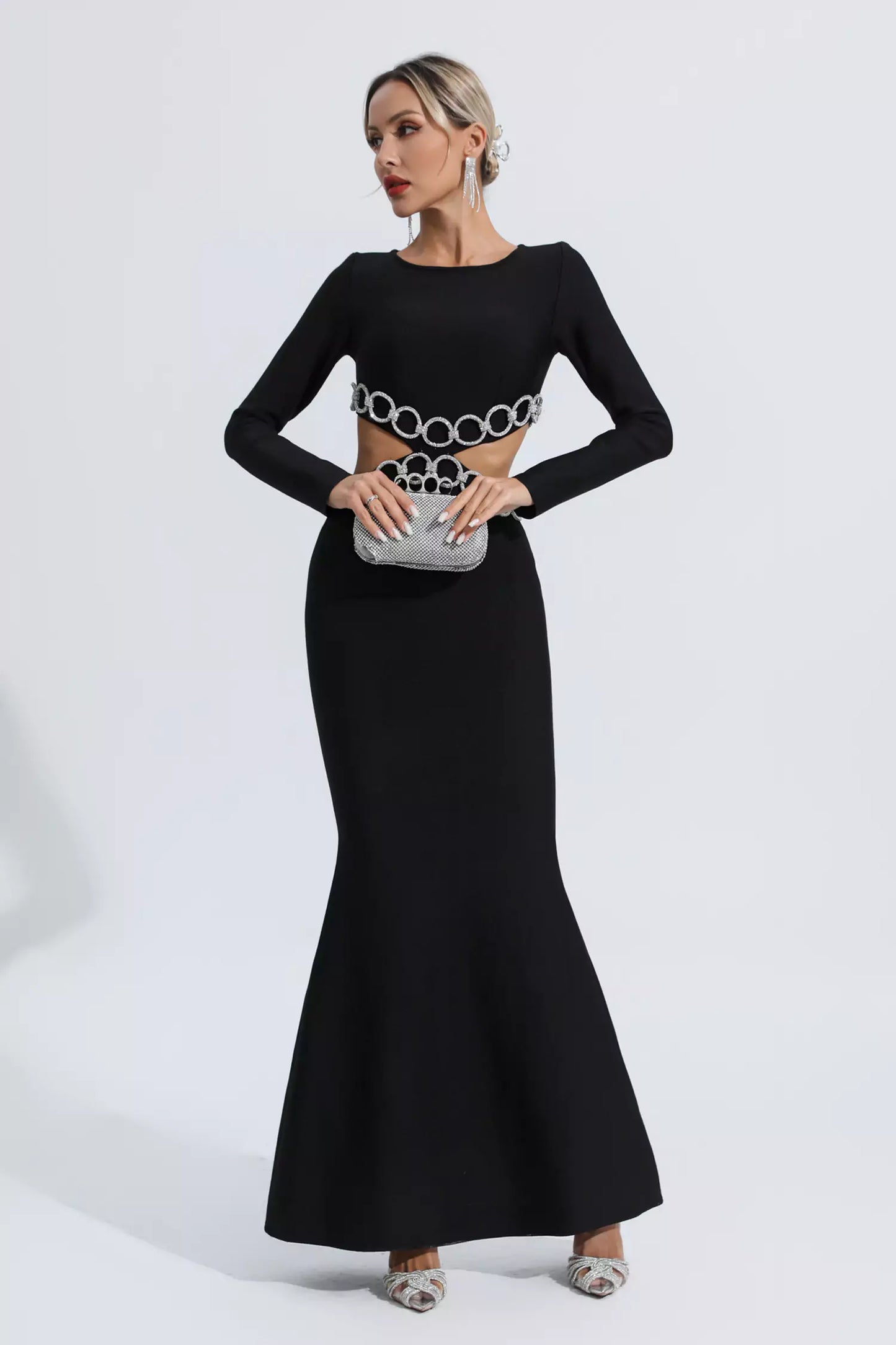 Effortlessly Elegant Dress with a Timeless Design