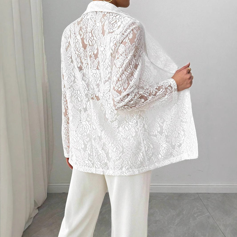 Effortlessly Elegant Garment with a Timeless Design