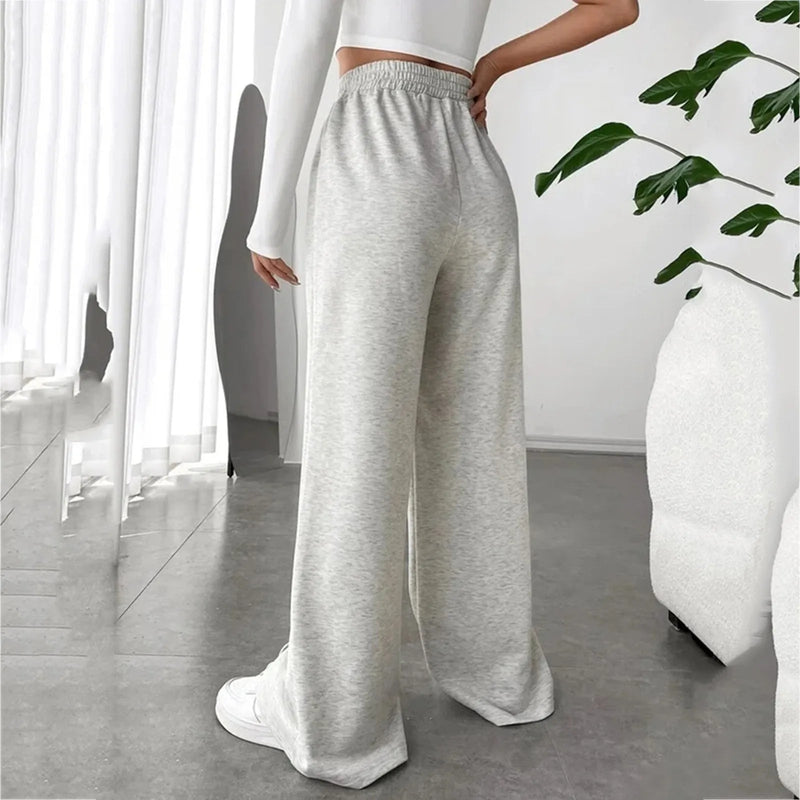 Elegantly Styled Pants for Everyday Wear