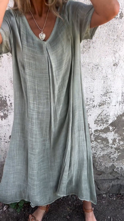 A Vintage Style Dress with Delicate Timeless Details