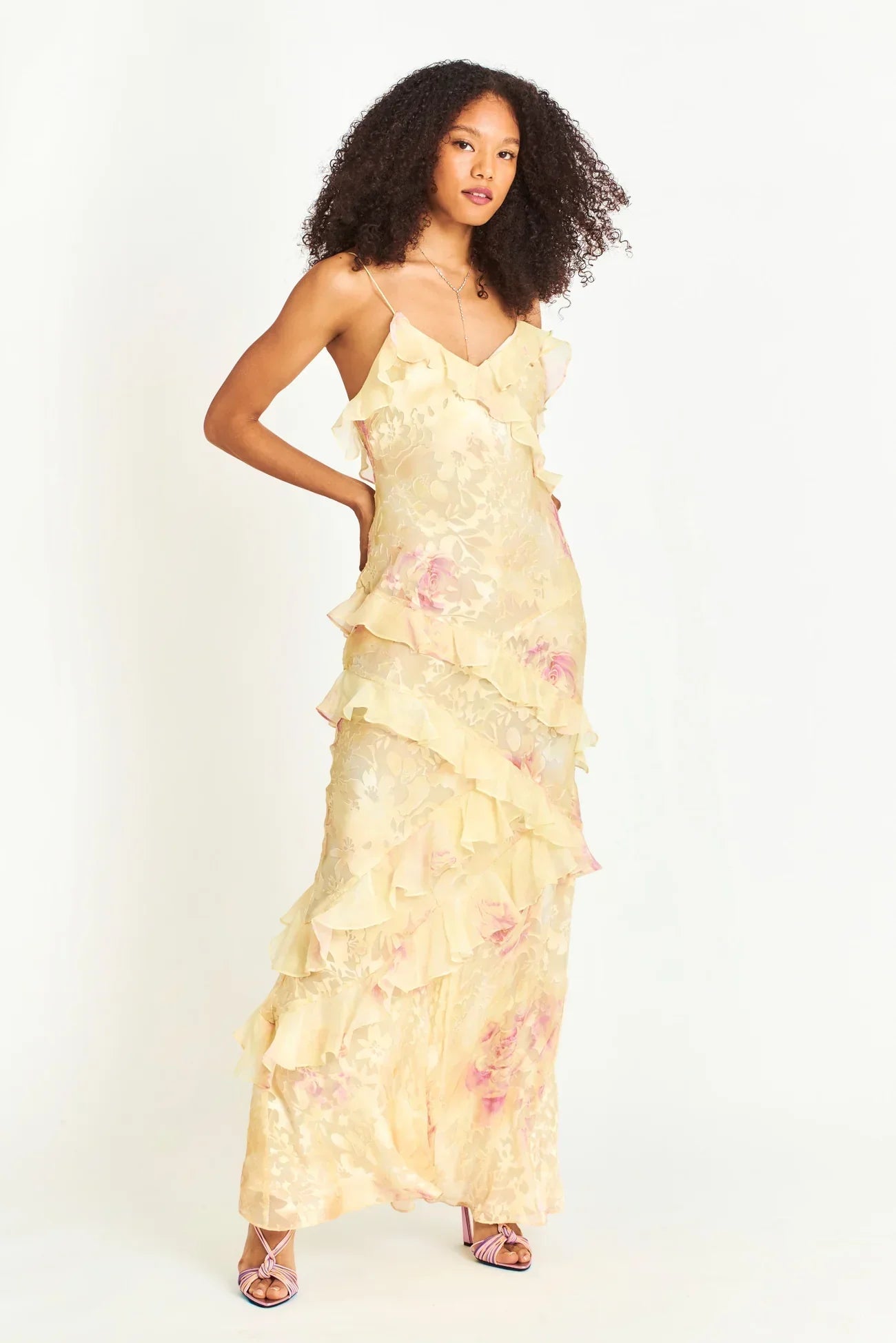 Gracefully Styled Dress for Any Occasion