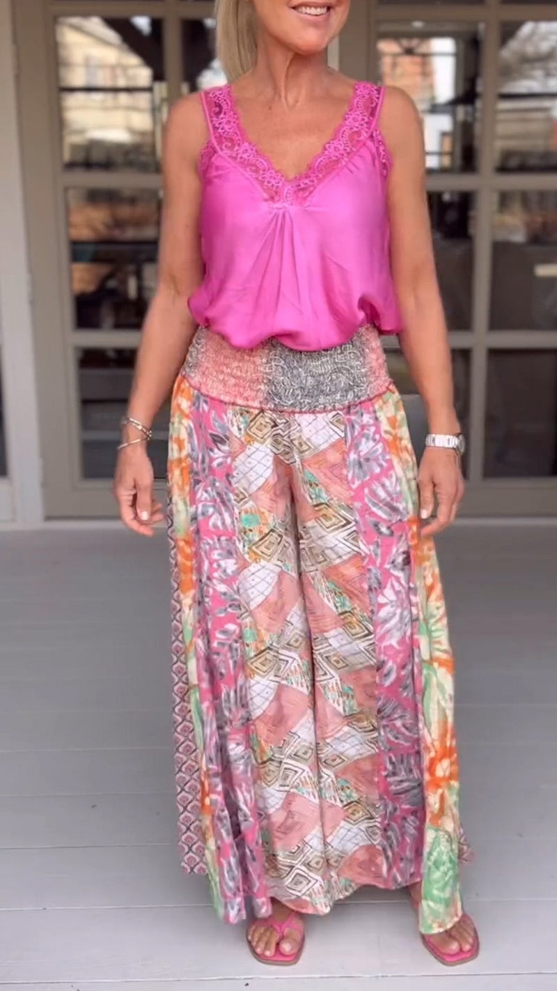 Classic Vintage Trousers with a Flattering Fit