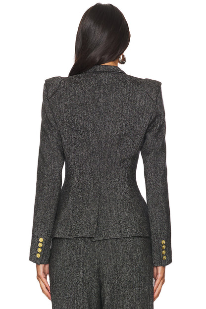 Well Tailored Pants with a Graceful Silhouette