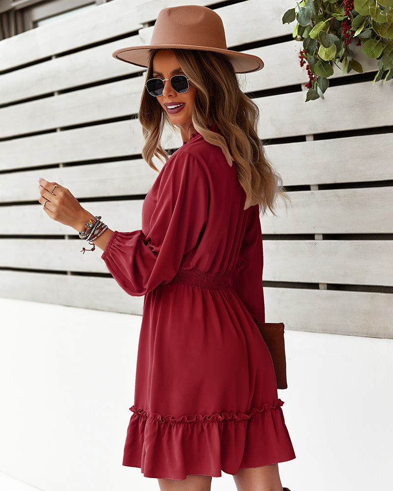 Well Tailored Dress with a Graceful Silhouette