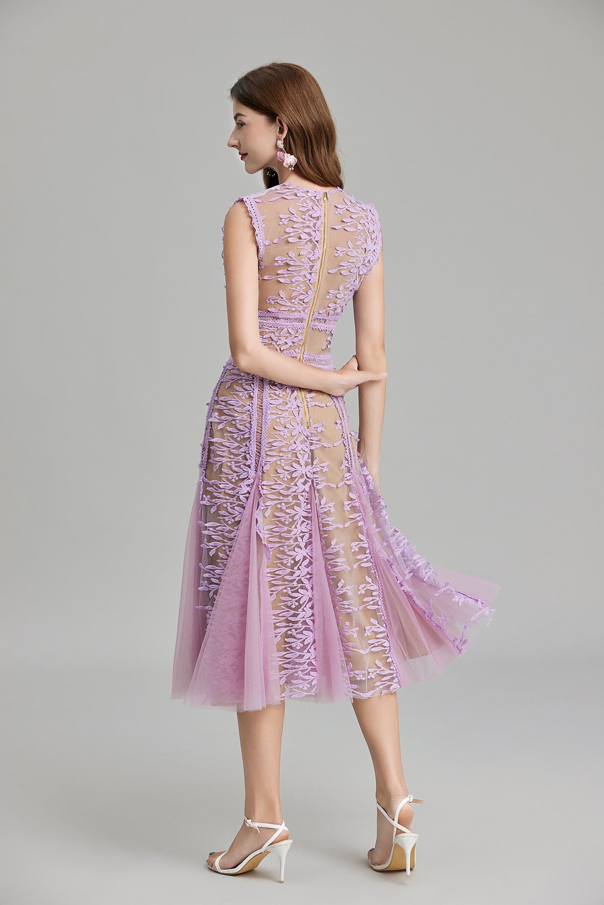 Sophisticated Dress with a Clean Classic Look