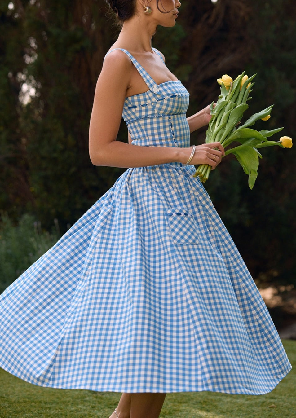 Sophisticated Dress with a Clean Classic Look