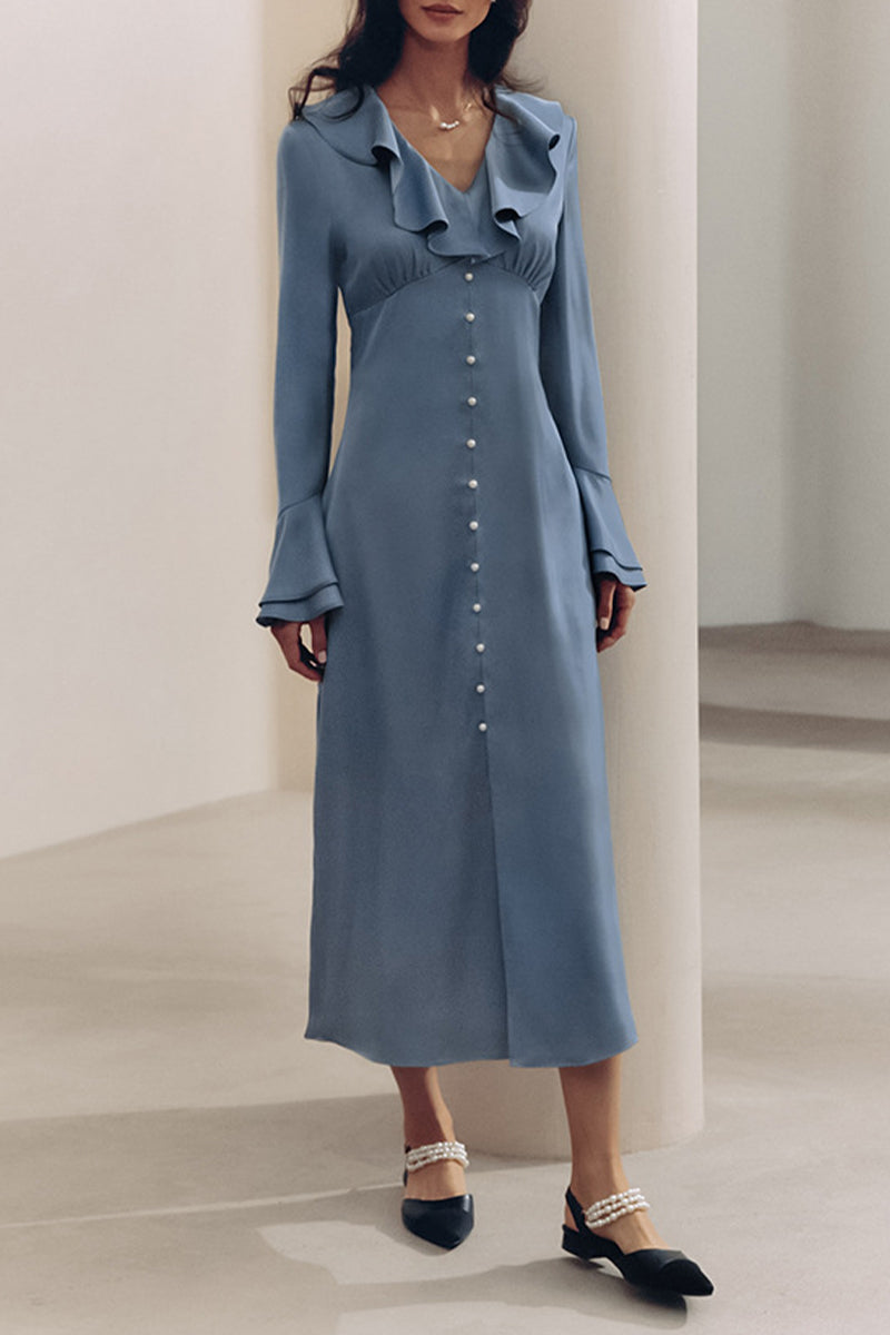 Well Tailored Dress with a Graceful Silhouette