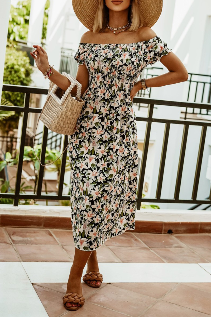 Gracefully Styled Dress for Any Occasion