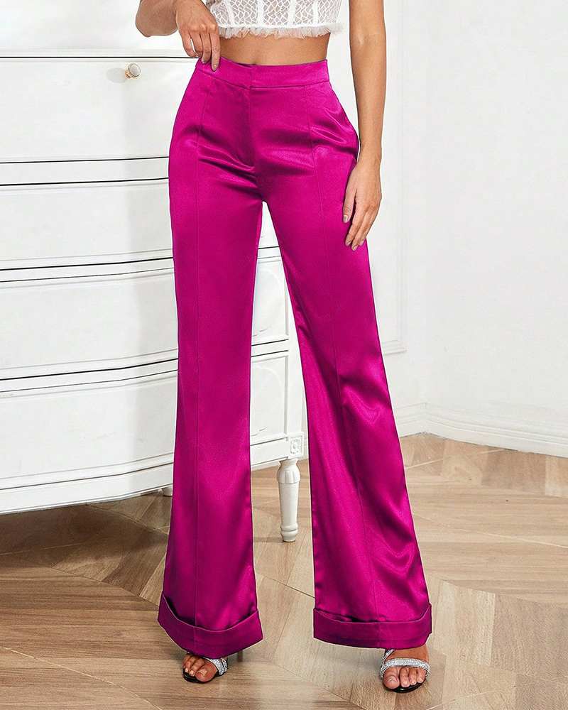 Beautifully Finished Trousers in a Timeless Design