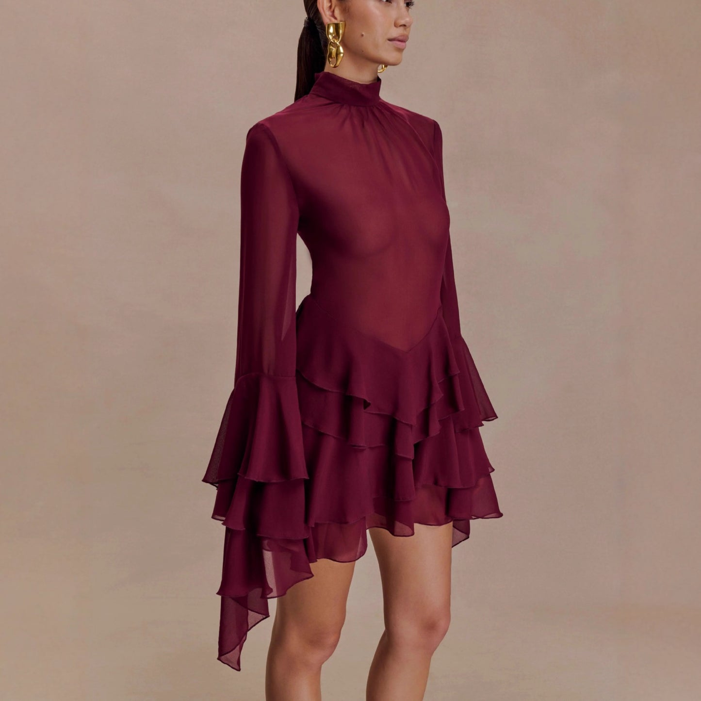 Gracefully Styled Dress for Any Occasion