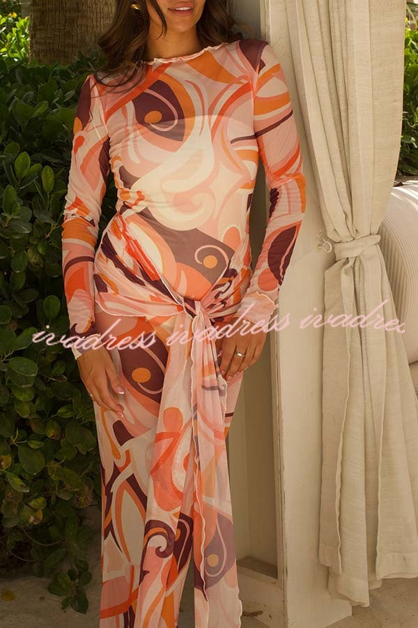 Gracefully Styled Dress for Any Occasion