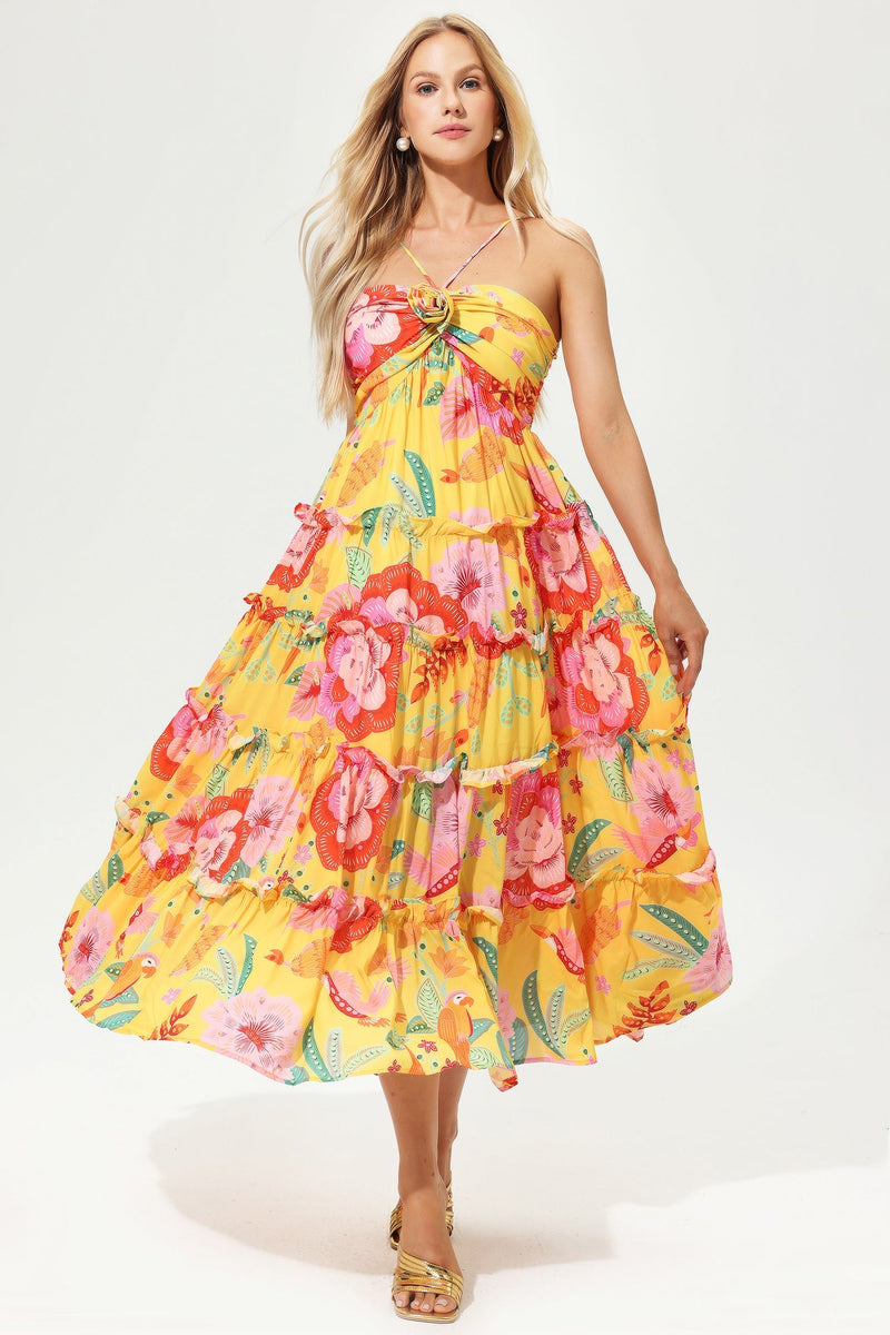 Beautifully Finished Dress in a Timeless Design