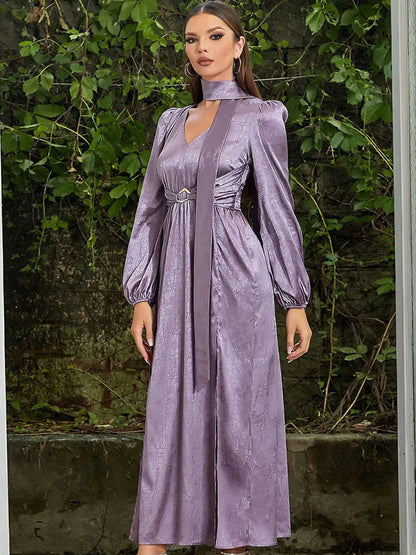 Sophisticated Dress with a Clean Classic Look