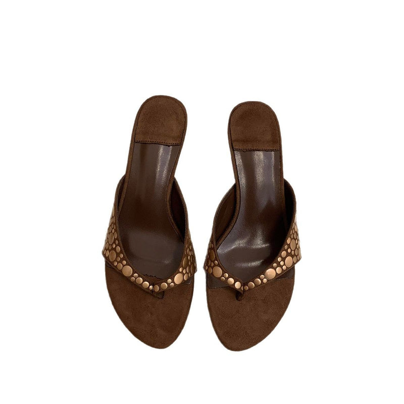 Chic Orthopedic Heels with Unique Design