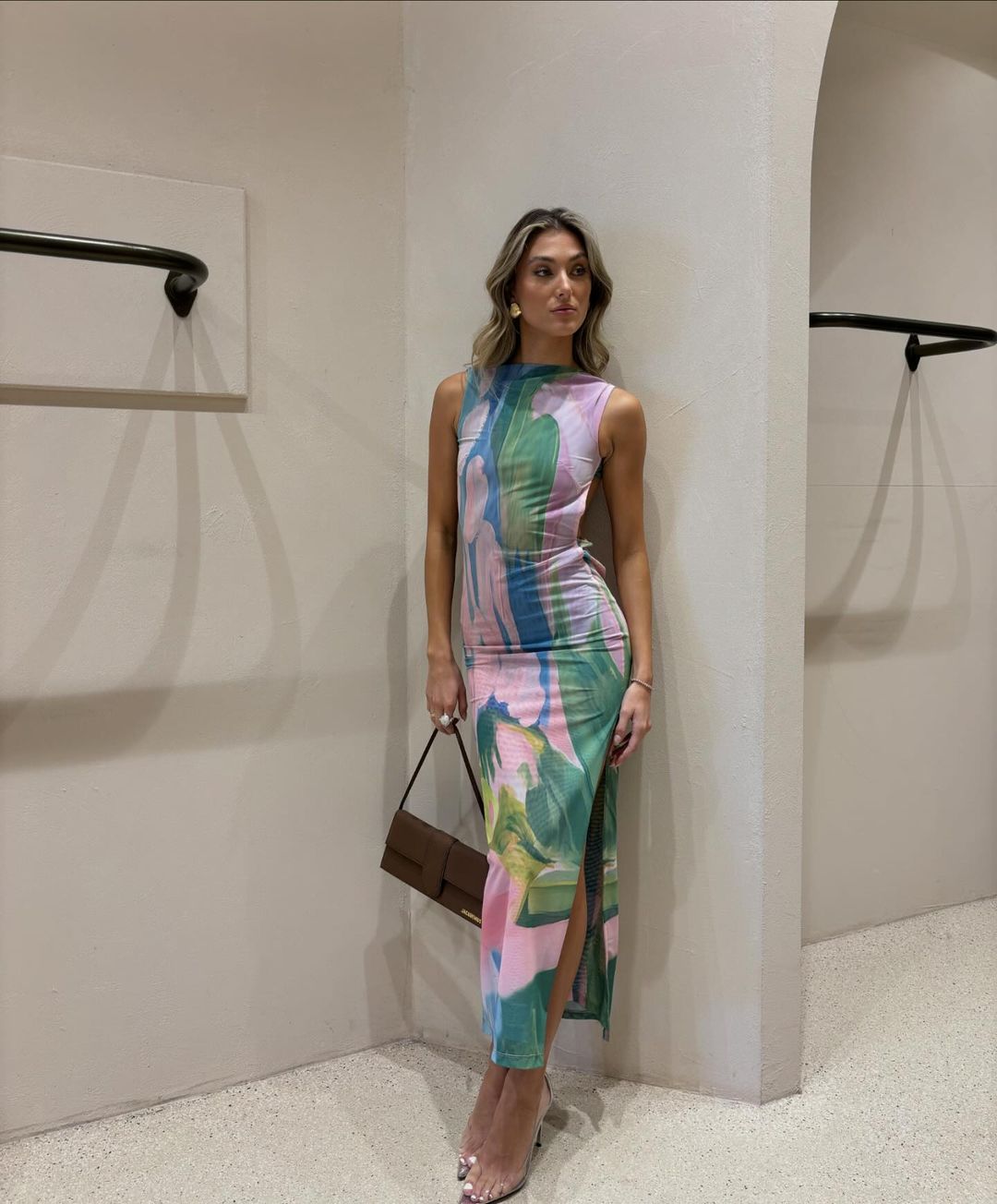 Classic Vintage & Enduringly Stylish Dress