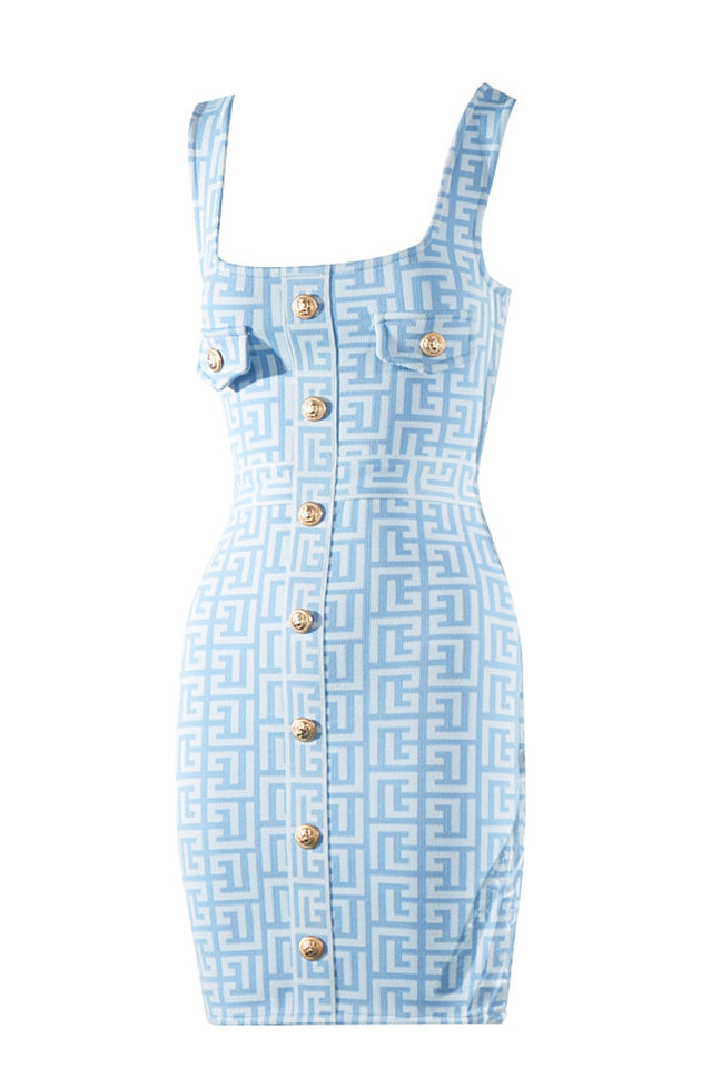 Well Tailored Dress with a Graceful Silhouette