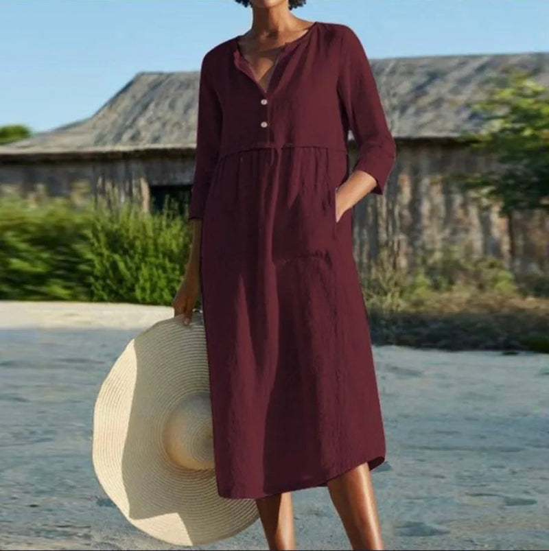 Well Tailored Dress with a Graceful Silhouette