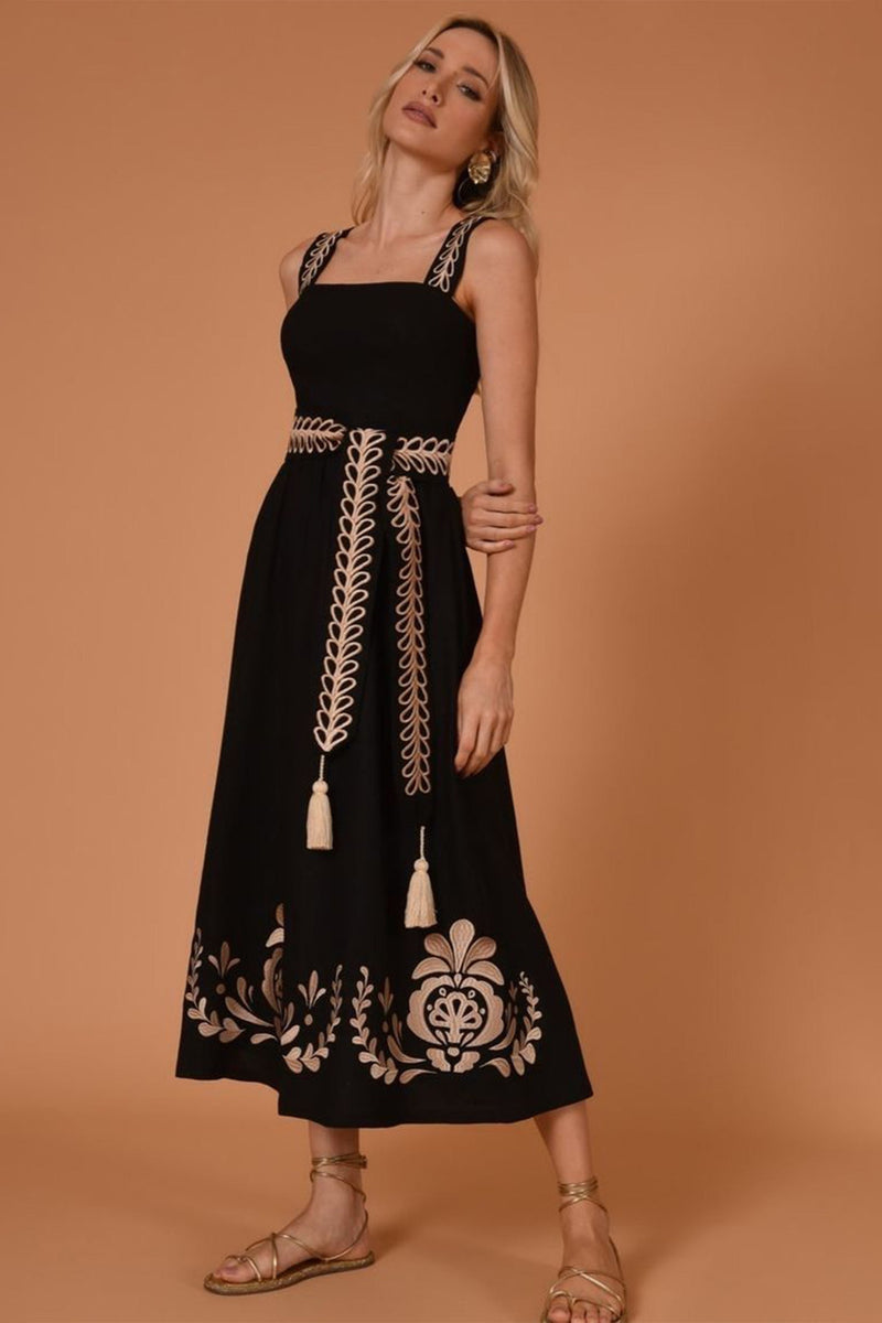 A Vintage Style Dress with Delicate Timeless Details
